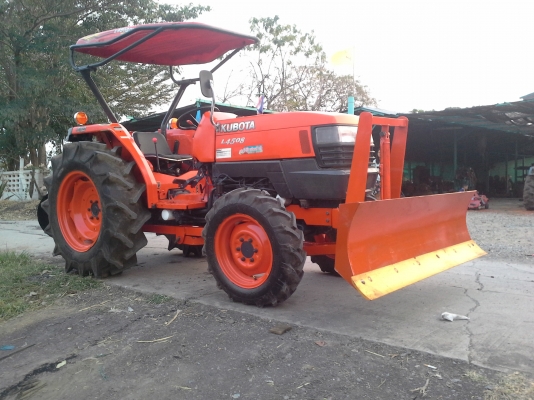 มาแล้วครับ4508พร้อมใช้งานดันหน้าผานหลังใหม่ราคาเบาๆ