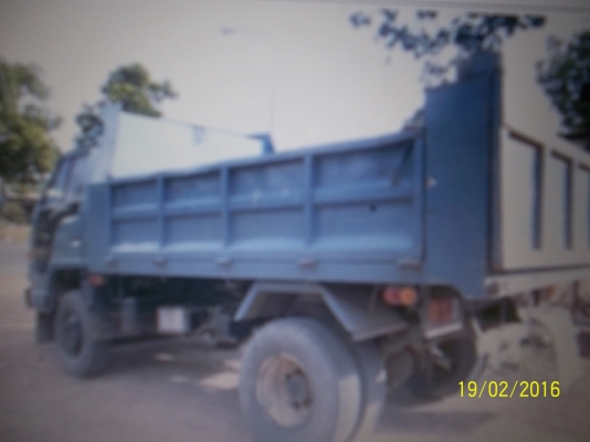 ขาย6ล้อดั้มNPR  115 แรง   370000 บาท  Fหลัง  เพาเวอร์ เอกสารพร้อมโอน