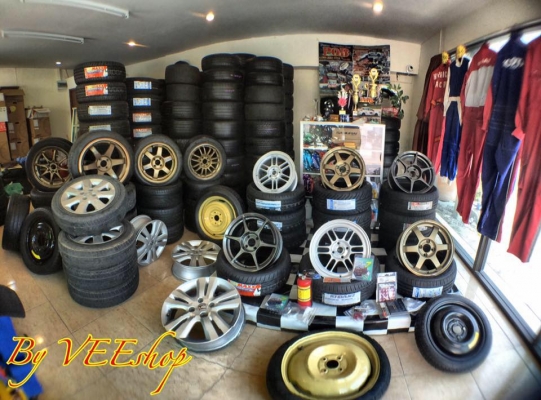 ยาง\% 195/50/15 Maxxis.Pro-R1 ปี13 ไม่มีป่ะ ดอกสวย ขายชุด4เส้น3,500.฿ ยาง\% 195/50/15 Maxxis.Pro-R1 ปี13 ไม่มีป่ะ ดอกสวย ขายชุด4เส้น3,500.฿