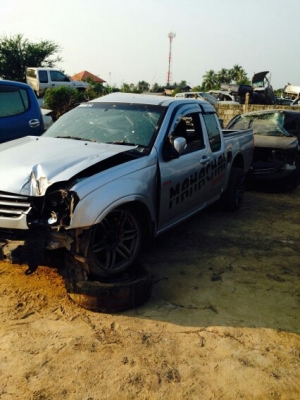 ซากดีเเมกด์ เครื่อง2500 เเยกขายทั้งคันถอดได้ทุกอย่างสนใจสอบถามได้มีหลายรุ่นทั้งเก๋งเเละกระบะ ซากดีเเมกด์ เครื่อง2500 เเยกขายทั้งคันถอดได้ทุกอย่างสนใจสอบถามได้มีหลายรุ่นทั้งเก๋งเเละกระบะ