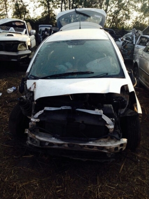 ซากโตโยต้ายาริส ถอดขายเเยกเป็นอะไหลทุกอย่างทั้งคันสนใจสอบถามได้หลายรุ่นทั้งเก๋งเเละกระบะ ซากโตโยต้ายาริส ถอดขายเเยกเป็นอะไหลทุกอย่างทั้งคันสนใจสอบถามได้หลายรุ่นทั้งเก๋งเเละกระบะ