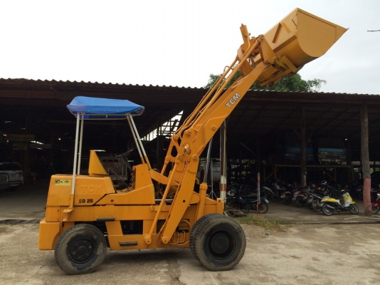 ขายรถตัก TCM SD25 ขายรถตัก TCM SD25