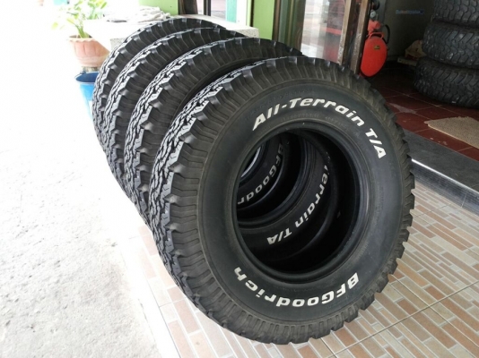 ยาง BF goodrich allterrain 265/75/16 ยางสวยดอกเต็ม หนวดครบ