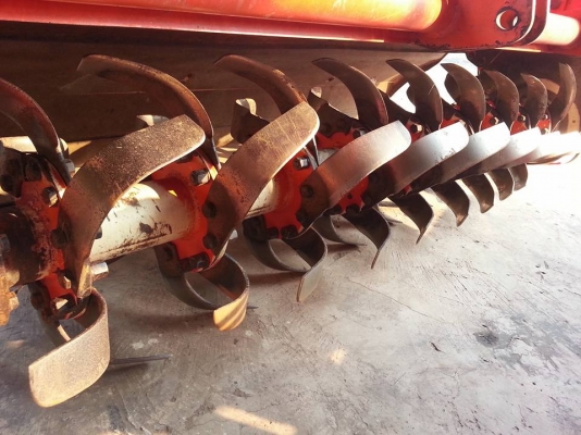 โรตารี่ตราช้าง RX182F พร้อยอยปั่น สภาพ 95 เปอร์เซ็น