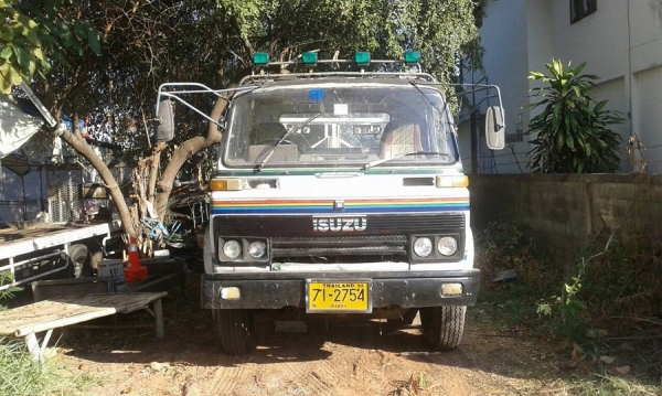 ขายรถยก 10 ล้อ พร้อมอุปกรณ์ ขายดาวน์ 50000