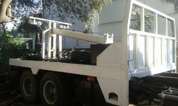 ขายรถยก 10 ล้อ พร้อมอุปกรณ์ ขายดาวน์ 50000