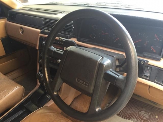 Volvo ปี33 เครื่องดี เดิม เกียร์นิ่ม เดิม เเอร์เย็น ภายนอกสีสวย ในสวย เอกสารครบ ภาษี พค 59 มาดูรถก่อนได้ครับ ไม่ผิดหวัง