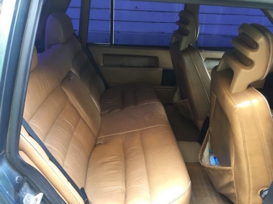 Volvo ปี33 เครื่องดี เดิม เกียร์นิ่ม เดิม เเอร์เย็น ภายนอกสีสวย ในสวย เอกสารครบ ภาษี พค 59 มาดูรถก่อนได้ครับ ไม่ผิดหวัง