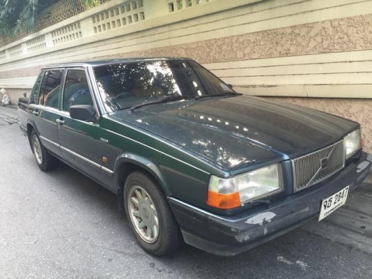 Volvo ปี33 เครื่องดี เดิม เกียร์นิ่ม เดิม เเอร์เย็น ภายนอกสีสวย ในสวย เอกสารครบ ภาษี พค 59 มาดูรถก่อนได้ครับ ไม่ผิดหวัง