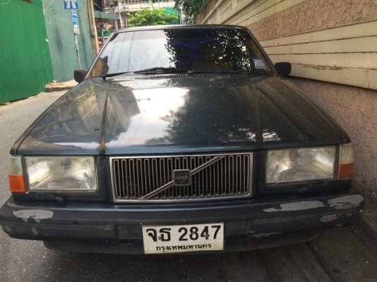 Volvo ปี33 เครื่องดี เดิม เกียร์นิ่ม เดิม เเอร์เย็น ภายนอกสีสวย ในสวย เอกสารครบ ภาษี พค 59 มาดูรถก่อนได้ครับ ไม่ผิดหวัง