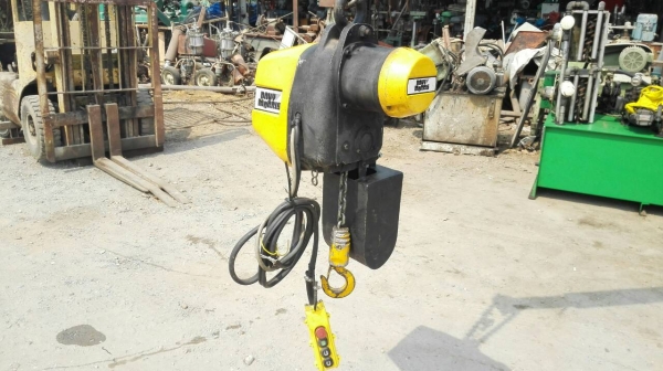 Sell>> รอกโซ่ไฟฟ้า NAVY MORRIS Made in Germany ขนาด 1 ตัน.ไฟ 380V. โซ่ยาว 6 เมตร สภาพสวยอุปกรณ์ครบดึงนิ่มพร้อม