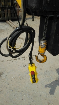 Sell>> รอกโซ่ไฟฟ้า NAVY MORRIS Made in Germany ขนาด 1 ตัน.ไฟ 380V. โซ่ยาว 6 เมตร สภาพสวยอุปกรณ์ครบดึงนิ่มพร้อม