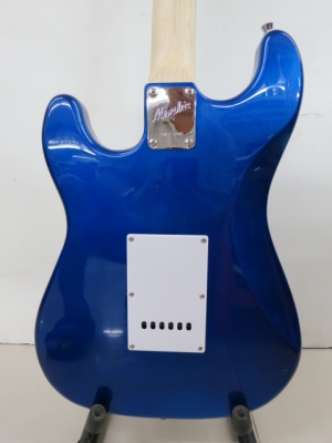 กีต้าร์ไฟฟ้า 3 แท็ค ยี่ห้อ Helium สีน้ำเงิน คอดำ ของใหม่