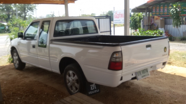 isuzu ดาร์ก้อน เครื่อง 2500 cc รุ่นหน้าหวีตัวจริง หน้าหลังเดิมๆ รถสภาพดีมาก