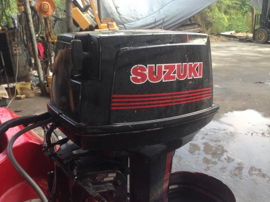 ขายเครื่องเรือซูซุกิหางยาว 2จังหวะ 50แรง เครื่องดีมากสตาร์สทีเดียวติด น้ำเดินดี มาลองเครื่องดูก่อนครับแล้วจะชอบ ขาย 35000 บาท