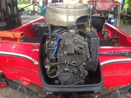 ขายเครื่องเรือซูซุกิหางยาว 2จังหวะ 50แรง เครื่องดีมากสตาร์สทีเดียวติด น้ำเดินดี มาลองเครื่องดูก่อนครับแล้วจะชอบ ขาย 35000 บาท