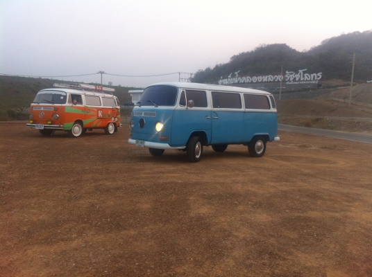 ตู้โฟล์คแตงโมเปิดบาร์ไฟเลี้ยวล่าง ทะเบียนครบ พร้อมใช้ ขับสบายๆ