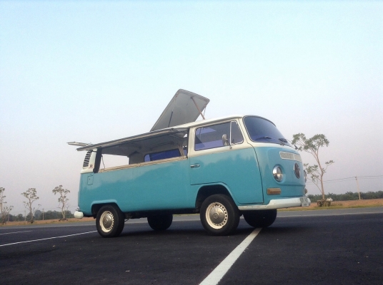 ตู้โฟล์คแตงโมเปิดบาร์ไฟเลี้ยวล่าง ทะเบียนครบ พร้อมใช้ ขับสบายๆ