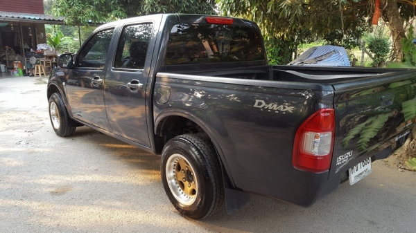 ขายกระบะisuzu 4 ประตู ปี05 ราคา 275,000 บาท  รถสวยๆ ราคาถูกๆ คุ้มๆ