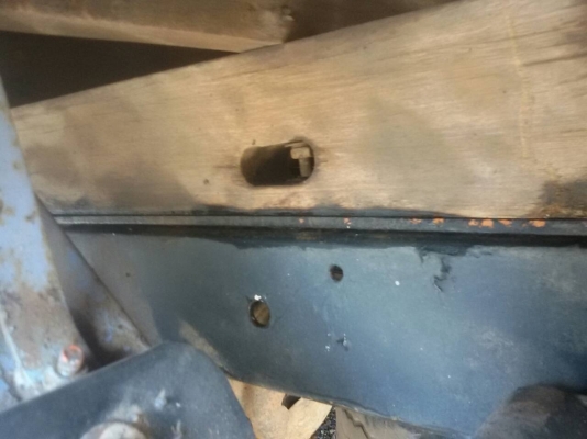 ขาย 4 ล้อ ISUZU NKR 88 แรงม้า 2800 cc**** มัดจำแล้ว10,000 บาท ลูกค้าคุณทัศน์ จ.เชียงใหม่ ขอบคุณคับ******  เครื่องแน่นมากคับ แห้ง ประหยัดน้ำมันสุดๆ ช่วงล่างดีเยี่ยม แซสซีสวยๆเดิมตลอดเส้น พร้อมใช้งานทันที ทะเบียนพร้อมโอน