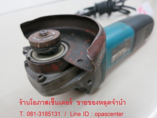 เครื่องเจียร์ 4 นิ้ว MAKITA รุ่น 9556HN 840วัตต์ ของแท้ สภาพใหม่ มีบังใบ พร้อมใช้งาน