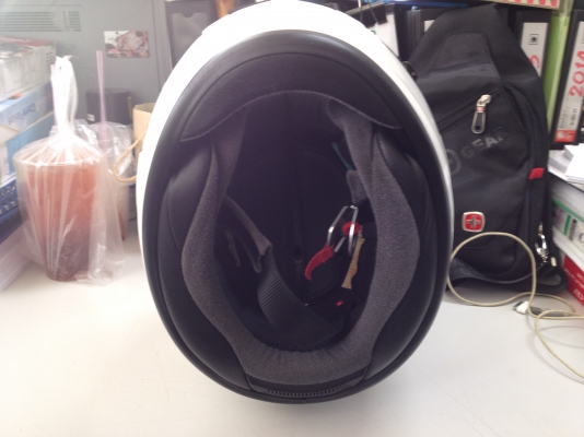 ขายหมวกกันน็อค aria