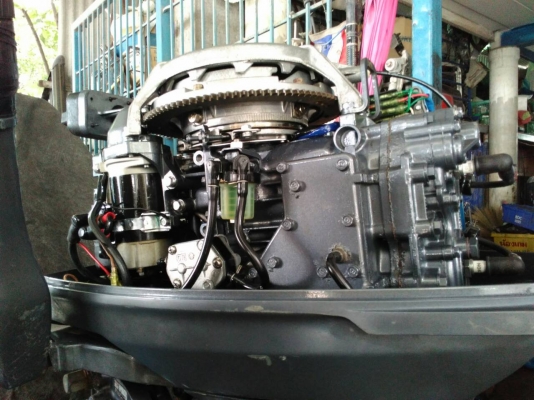 ขายเครื่องyamaha 40 สองจังหวะเก่าญี่ปุ่น