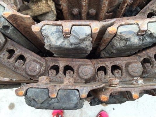 โซ่พร้อมใบเก่านอกญี่ปุ่น kobelco sk120-3-5 ใบยาว 50 ซม เส้นละ60,000 โซ่พร้อมใบเก่านอกญี่ปุ่น kobelco sk120-3-5 ใบยาว 50 ซม เส้นละ60,000