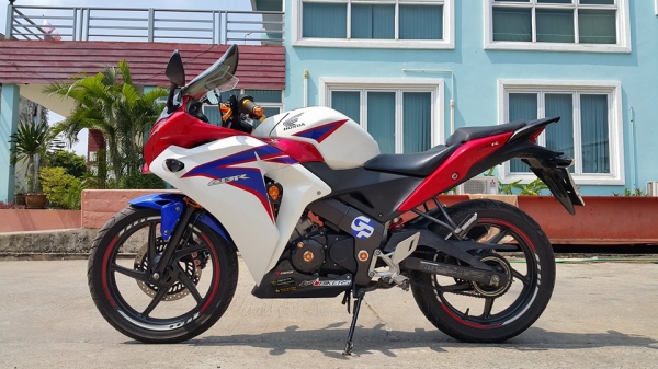 CBR150 2011 วิ่งน้อย ของแต่ง Biker แท้ท่วมคัน สวยไม่แพง ต่อรองได้