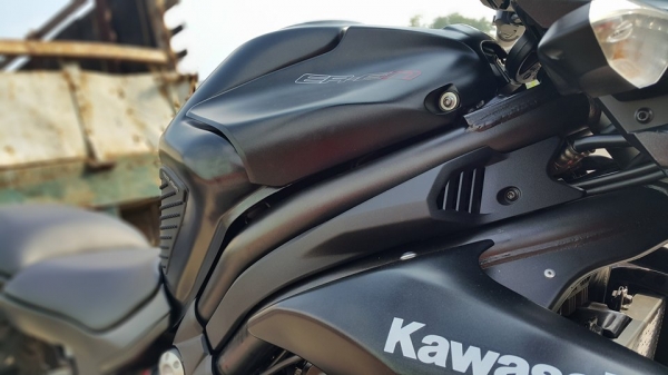 ER6N 2013 วิ่ง 8,000 กิโล พร้อมใช้ ไม่แพง ต่อรองได้