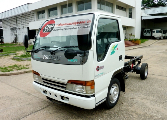 SK - 64 ISUZU NKR การ์ตูน หัวครัชซี 4 ล้อ รถสวยสภาพพร้อมใชั