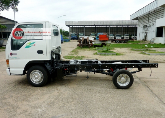 SK - 64 ISUZU NKR การ์ตูน หัวครัชซี 4 ล้อ รถสวยสภาพพร้อมใชั