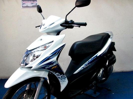 Hayate สีขาว พิมนิยม รุ่นใหม่ล่าสุด สวย เท่ ล้ำสมัยไม่ซ้ำไคร ขับดีมากๆเครื่องแรงดี ยูบ๊อกใหญ่  รถเดือน ก.ค. ปี57 ไมล์ 4 พันโล  30900