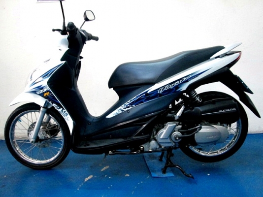 Hayate สีขาว พิมนิยม รุ่นใหม่ล่าสุด สวย เท่ ล้ำสมัยไม่ซ้ำไคร ขับดีมากๆเครื่องแรงดี ยูบ๊อกใหญ่  รถเดือน ก.ค. ปี57 ไมล์ 4 พันโล  30900