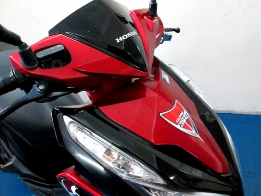 CLICK 125 i ลายเทรินอัฟ สีดำแดง รถเดือน พฤศจิกายน ปี 55 ไมล์ 9 พันโล แถม 3 รายการ 28900