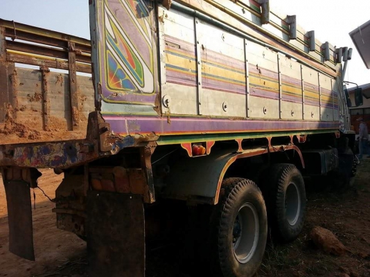 ขายรถ10ล้อ ดั้ม2เพลา ร็อกกี้240แรง กระบะดั้มมิเนียม เอกสารพร้อมโอน สนใจโทร 090-8588220คุณนะ 093-3258446คุณบิว หรือเข้าดูสินค้าอื่นๆได้ที่ www.truck.in.th/498 หรือเพจFacebook ณรงค์ ซื้อขายรถมือสอง (เว็บไซต์ส่วนตัว) หรือFacebook คุณนะ รถบรรทุก