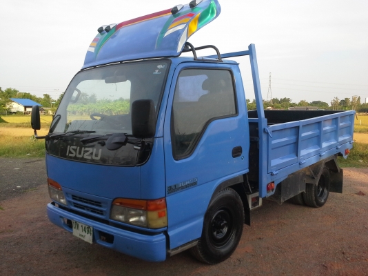 ISUZU6ล้อ หัวการ์ตูน กระบะเหล็ก  (ป้ายไม่ติดเวลา) เครื่องดี ครัทซีสวย พวงมาลัยพาวเวอร์ กระจกไฟฟ้า ขาย 310,000 บาท ศุภากร 081-1903107, 081-4252943