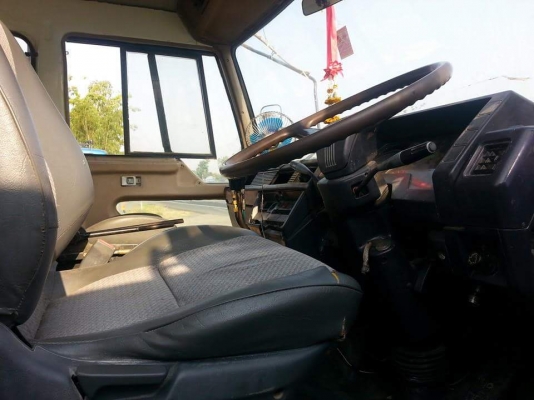 ขายรถ10ล้อ ดั้ม2เพลา เครื่อง195โลฮาย10สปีด เอกสารพร้อมโอน สนใจโทร 090-8588220คุณนะ 093-3258446คุณบิว หรือเข้าดูสินค้าอื่นๆได้ที่ www.truck.in.th/498 หรือเพจFacebook ณรงค์ ซื้อขายรถมือสอง (เว็บไซต์ส่วนตัว) หรือFacebook คุณนะ รถบรรทุก