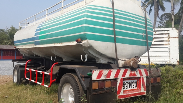 ขายลูกพ่วงพร้อมแทงค์น้ำ