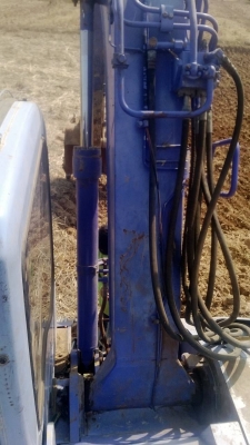 ขายรถแบคโฮ KOMATSU 128US-1 เก่านอกโซ่หนาไฟฟ้าเต็มเอกสารทะเบียน