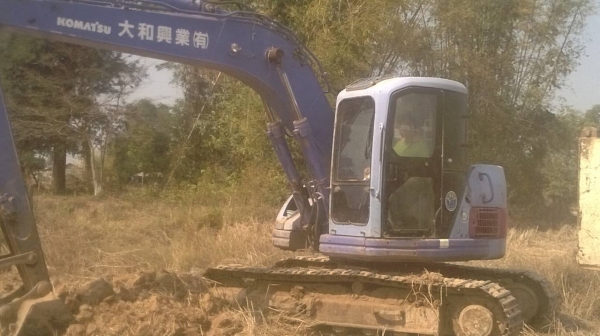 ขายรถแบคโฮ KOMATSU 128US-1 เก่านอกโซ่หนาไฟฟ้าเต็มเอกสารทะเบียน ขายรถแบคโฮ KOMATSU 128US-1 เก่านอกโซ่หนาไฟฟ้าเต็มเอกสารทะเบียน