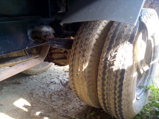 (ปิดการขายแล้วคับเสี่ยวุธ จ.น่าน )6ล้อดั้มอีซูสุ 145   แรงม้า ยาง900''  รถสวย  พร้อมใช้งาน  เล่มติดมือ.. ราคาต่อรองได้จ้า