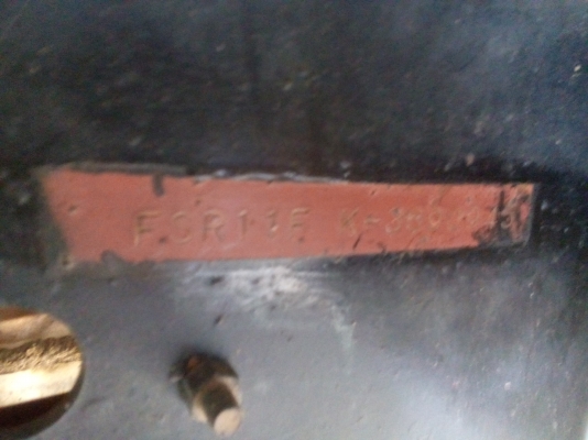 (ปิดการขายแล้วคับเสี่ยวุธ จ.น่าน )6ล้อดั้มอีซูสุ 145   แรงม้า ยาง900''  รถสวย  พร้อมใช้งาน  เล่มติดมือ.. ราคาต่อรองได้จ้า