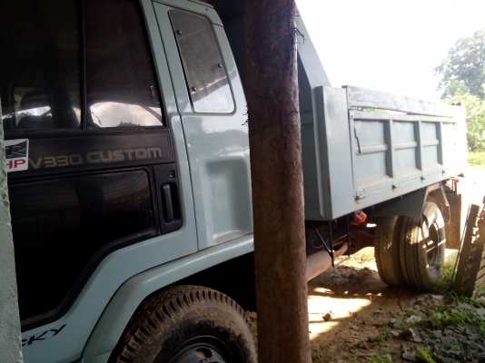 (ปิดการขายแล้วคับเสี่ยวุธ จ.น่าน )6ล้อดั้มอีซูสุ 145   แรงม้า ยาง900''  รถสวย  พร้อมใช้งาน  เล่มติดมือ.. ราคาต่อรองได้จ้า