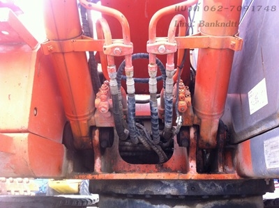 HITACHI ZX135US ปี 2005  รถนอกนำเข้าจากญี่ปุ่น ไม่เคยใช้ในไทย สภาพสวย ราคาถูกใจว่ากัน