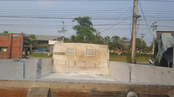 รกสิบล้อหัวยาว isuzu เครื่อง ร็อค 6BG1 175แรง เบรกจิฟฟี่พวงมาลัยเพาเวอร์ ช่วงล่างใหญ่มิตซู เพลาเดียว ภาษีไม่ขาด เล่มทะเบียนชุดโอนครบ