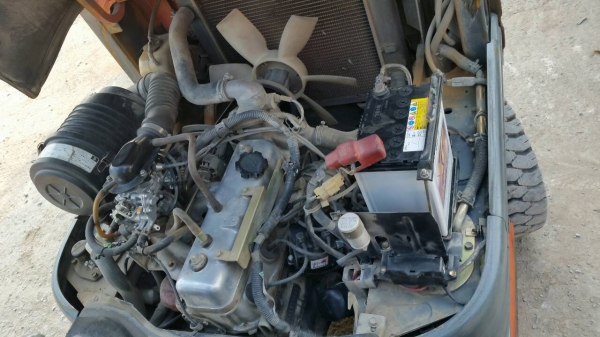 ขายด่วนรถยก TOYOTA 6FGยก1.5ตันเสาสูง6เมตรทูฟรียางตัน6เส้นยางหน้าคู้รถนอกยังไม่เคยใช้งานในเมืองไทยเลย=รุ่นใหม่ขายถูกๆๆ