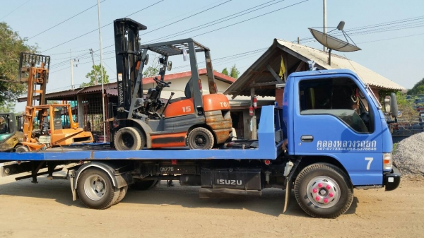 ขายด่วนรถยก TOYOTA 6FGยก1.5ตันเสาสูง6เมตรทูฟรียางตัน6เส้นยางหน้าคู้รถนอกยังไม่เคยใช้งานในเมืองไทยเลย=รุ่นใหม่ขายถูกๆๆ