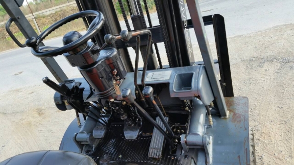 ขายด่วนรถยก TOYOTA 6FGยก1.5ตันเสาสูง6เมตรทูฟรียางตัน6เส้นยางหน้าคู้รถนอกยังไม่เคยใช้งานในเมืองไทยเลย=รุ่นใหม่ขายถูกๆๆ