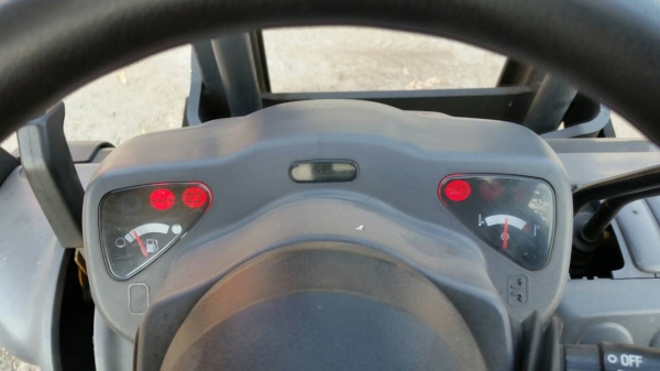 ขายด่วนรถยกKOMATSU FG18-18ยก1.8ตันเสาสูง3เมตรงายาวๆใหญ่ยางตัน4เส้นรถนอกนำเข้ายังไม่เคยใช้งานในเมืองไทยเลย ขายด่วนรถยกKOMATSU FG18-18ยก1.8ตันเสาสูง3เมตรงายาวๆใหญ่ยางตัน4เส้นรถนอกนำเข้ายังไม่เคยใช้งานในเมืองไทยเลย